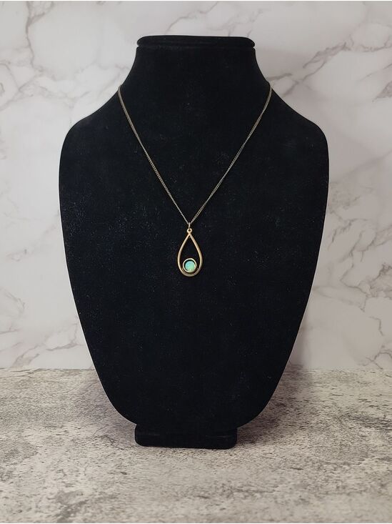 Jewelry - One of a kind Uranium Glass Necklace